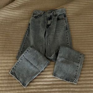 Levi Light Wash Dad Jean